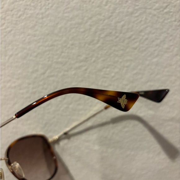 Gucci 56mm cat eye sunglasses - Picture 6 of 6